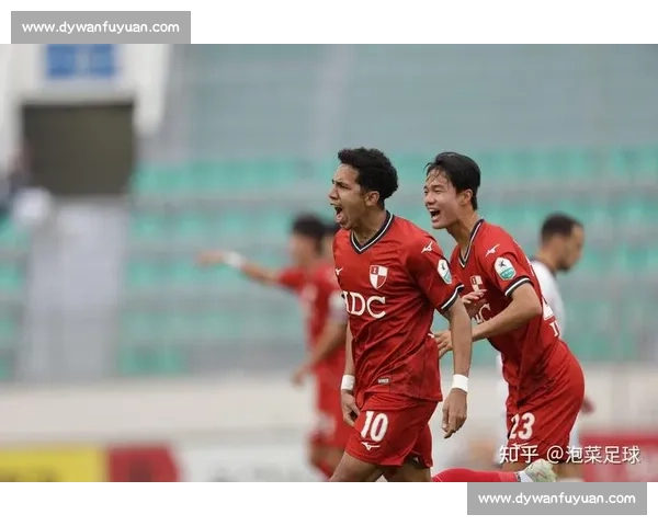 韩足晚报：退役转型路，“Next Play” 引方向